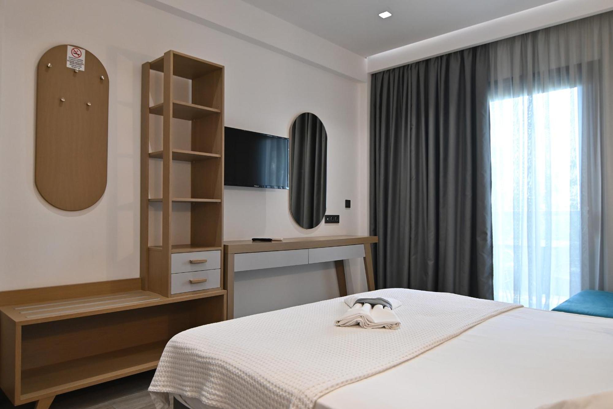 Amalia Rooms Sea View Vrasná Eksteriør bilde