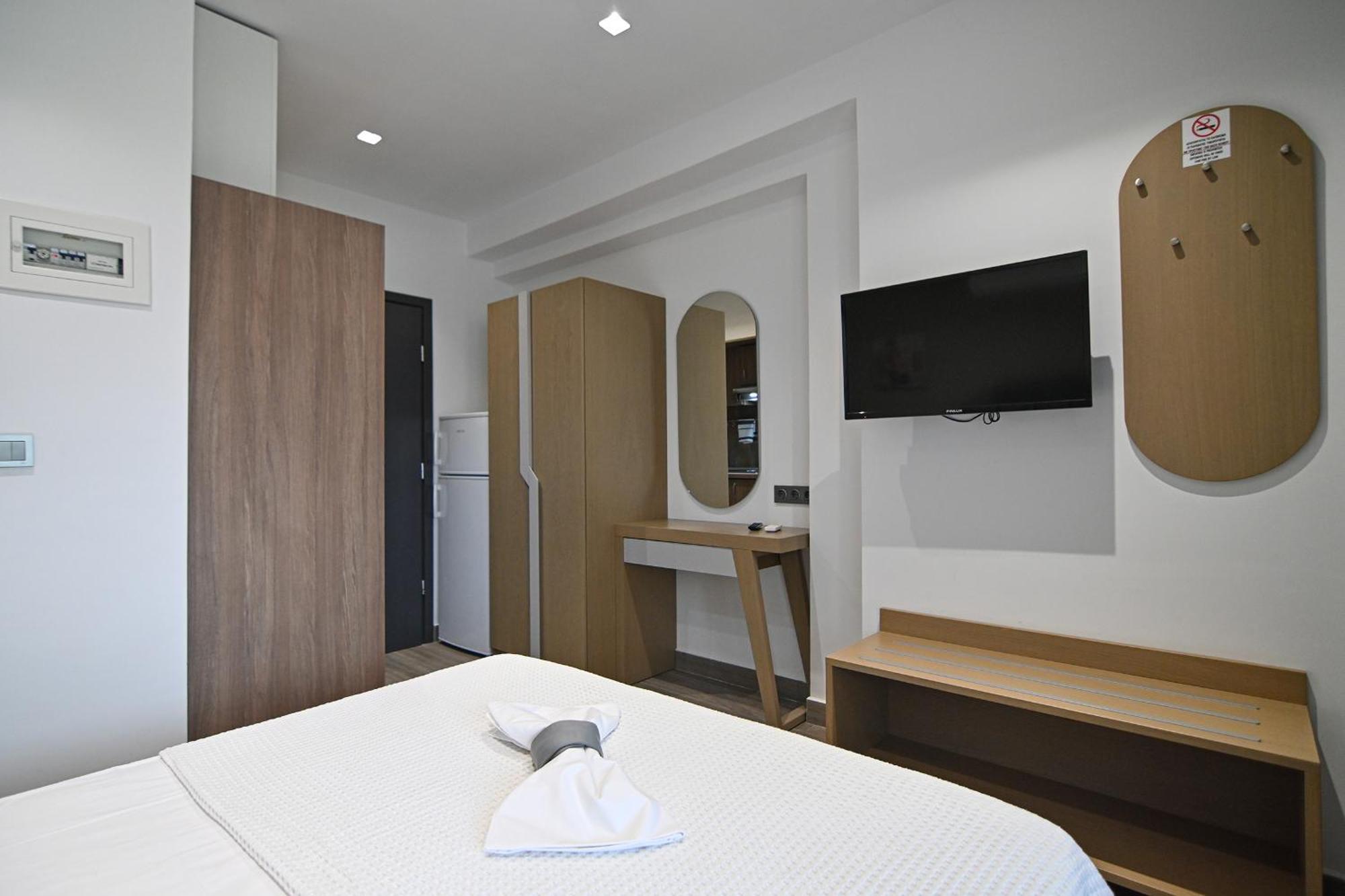 Amalia Rooms Sea View Vrasná Eksteriør bilde