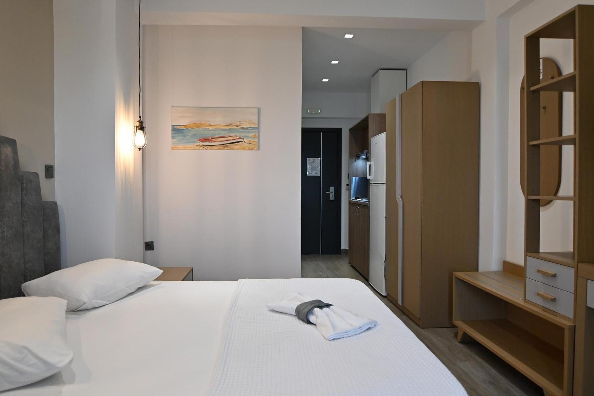 Amalia Rooms Sea View Vrasná Eksteriør bilde