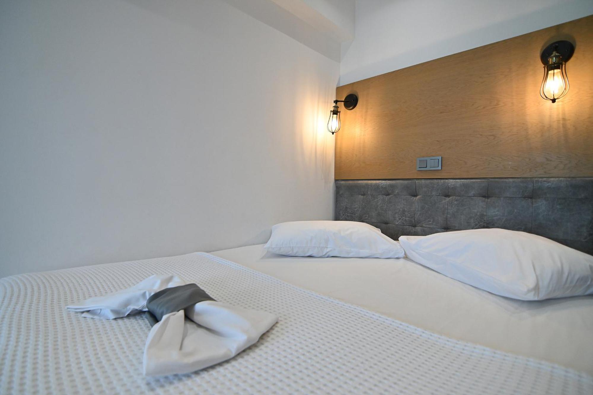 Amalia Rooms Sea View Vrasná Eksteriør bilde