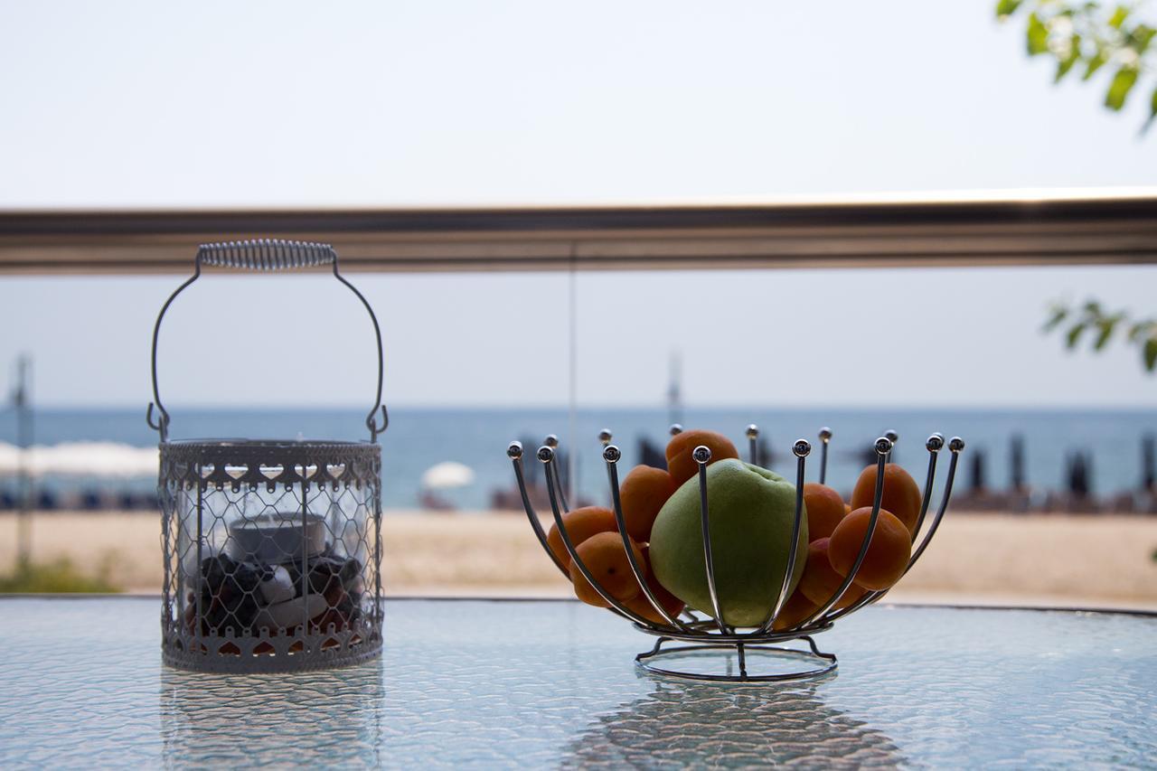 Amalia Rooms Sea View Vrasná Eksteriør bilde